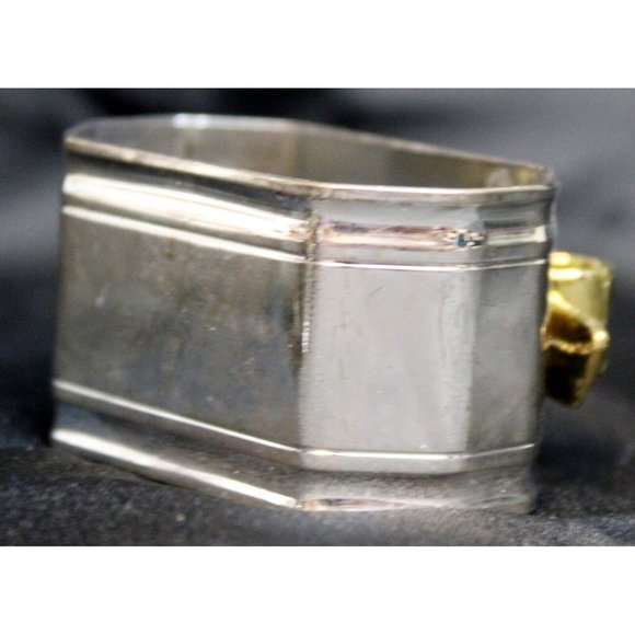 Set of 4 Silver Napkin Rings Holders Geometric Gold Colored Bow Queen Victoria - Picture 5 of 6